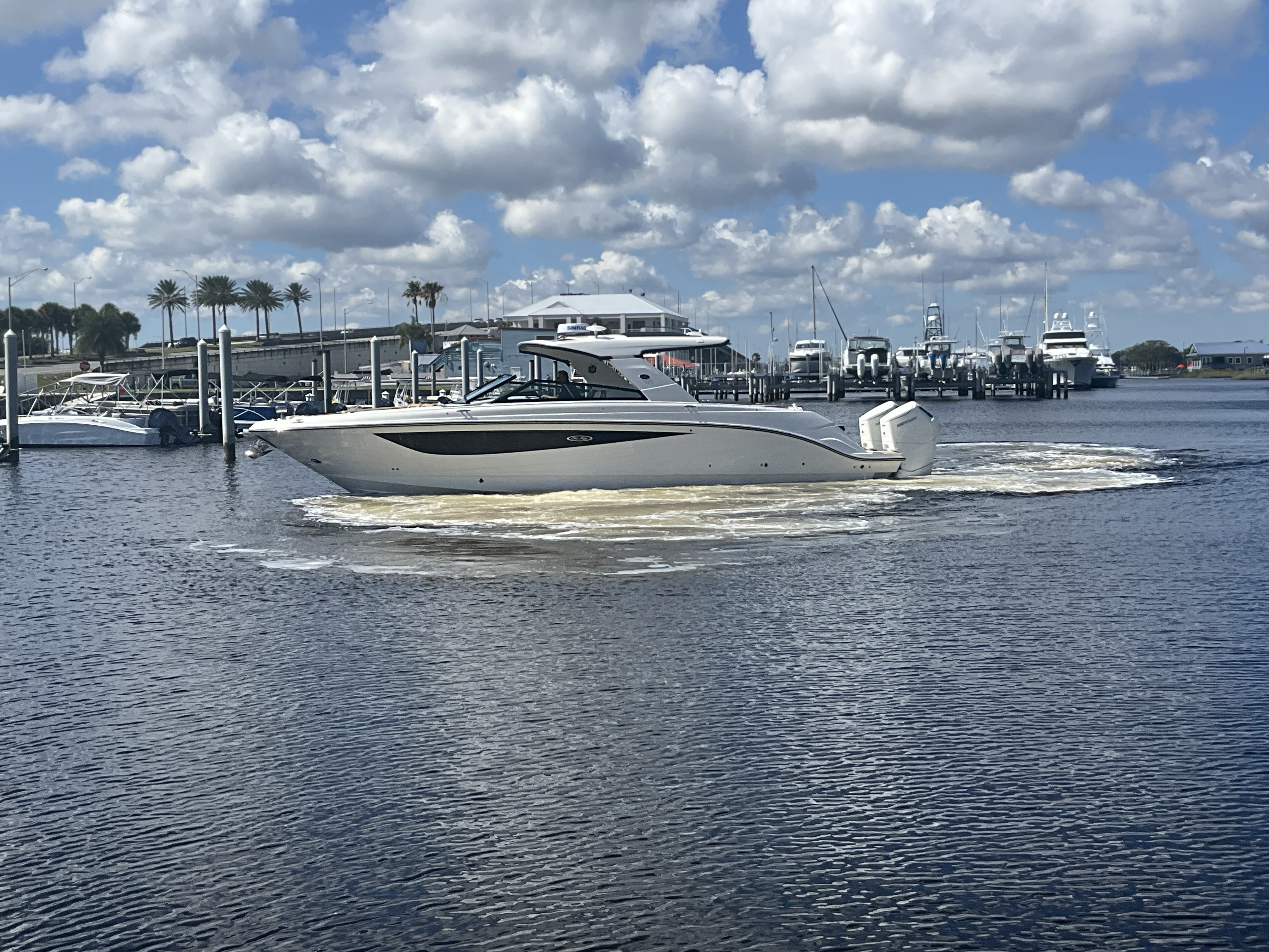 2026 Sea Ray SLX 400 Outboard W 230 in jacksonville beach FL