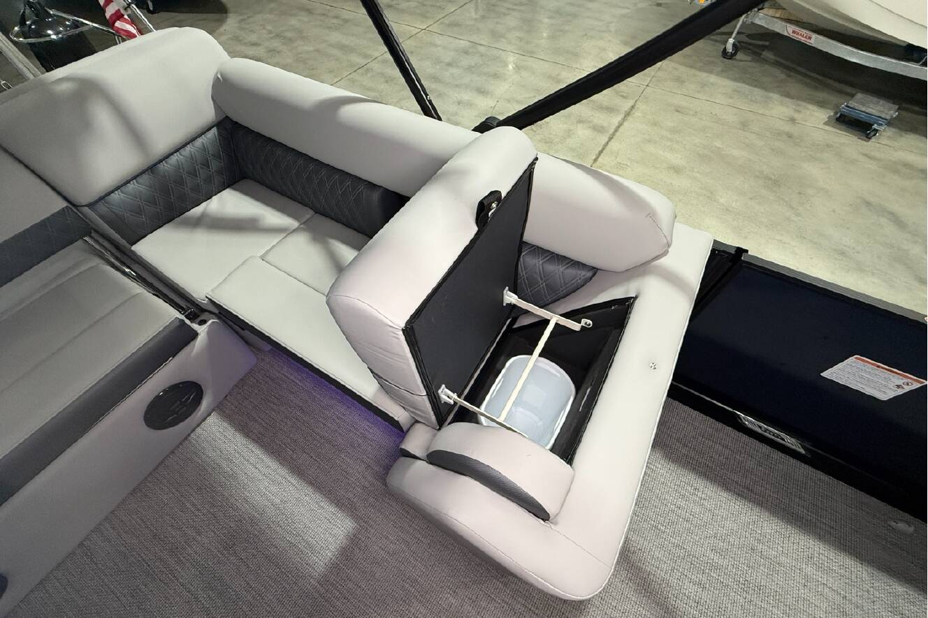 A photo of this 2026 Harris Cruiser 250