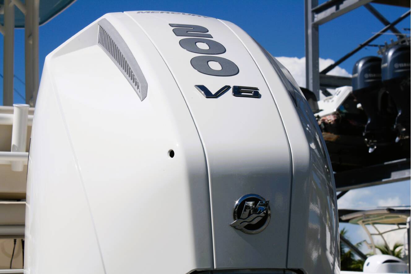 A photo of this 2026 Boston Whaler 210 Montauk