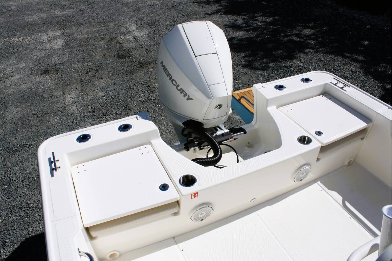 A photo of this 2026 Boston Whaler 210 Montauk