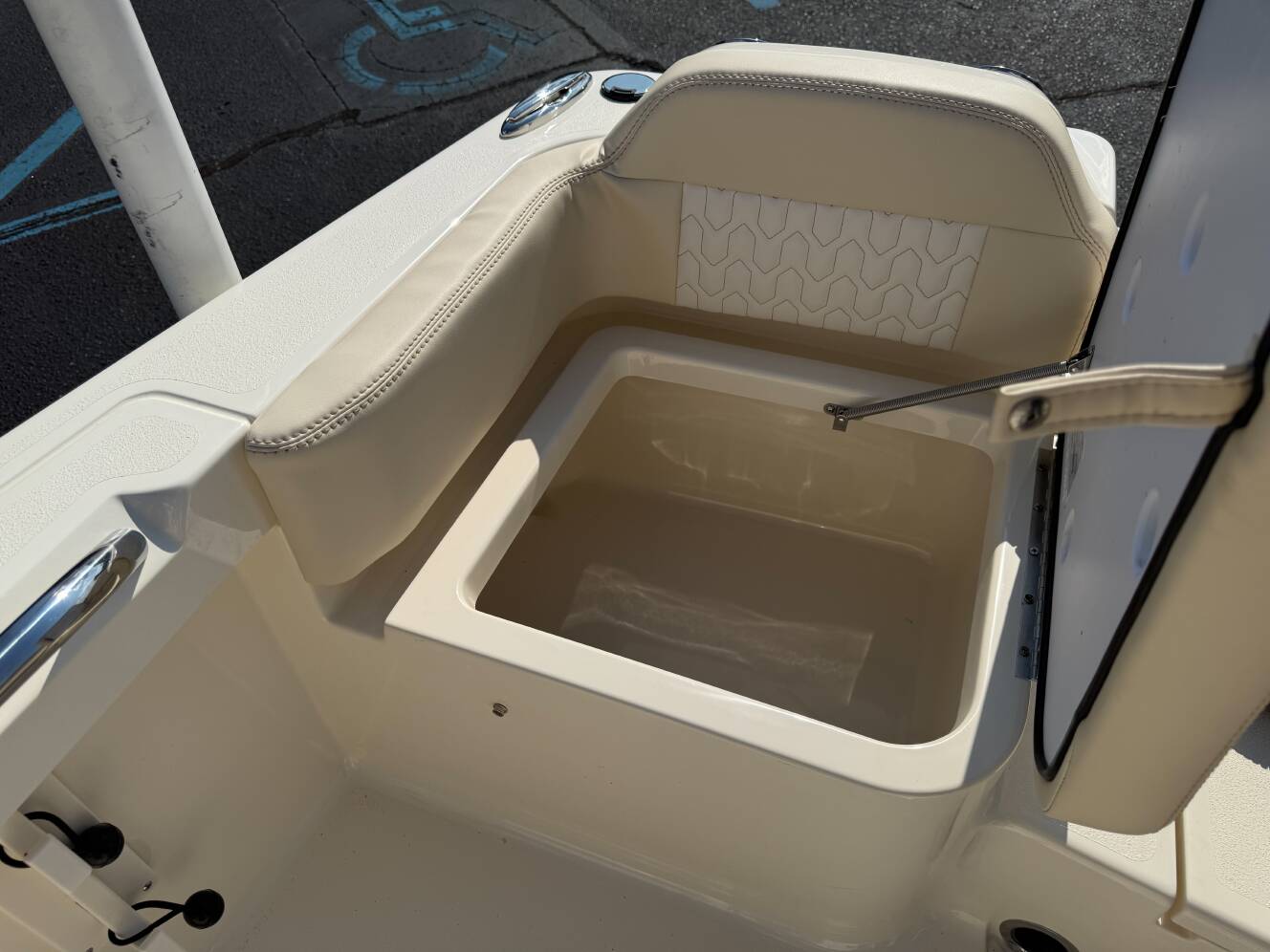 A photo of this 2026 Scout 188 Sportfish