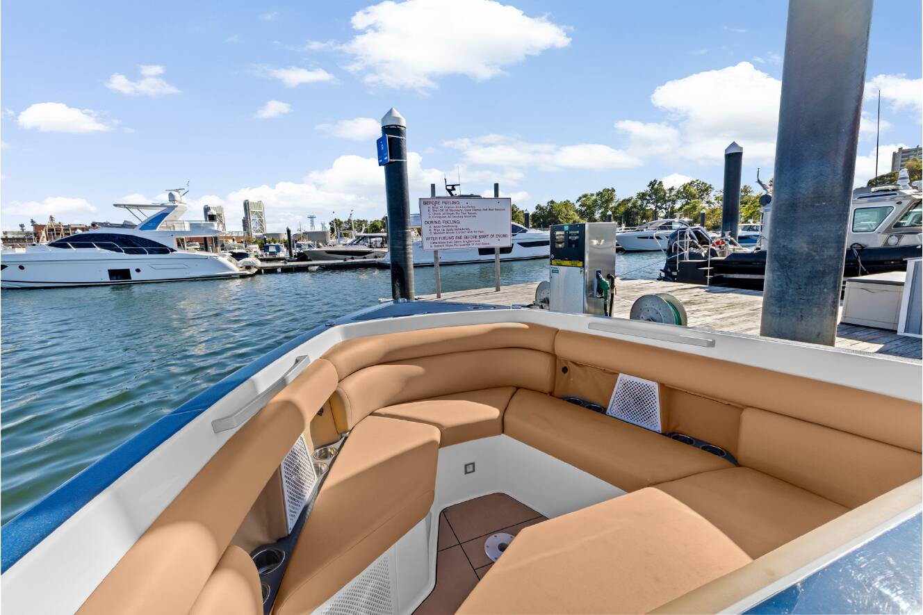 A photo of this 2022 Aviara AV36