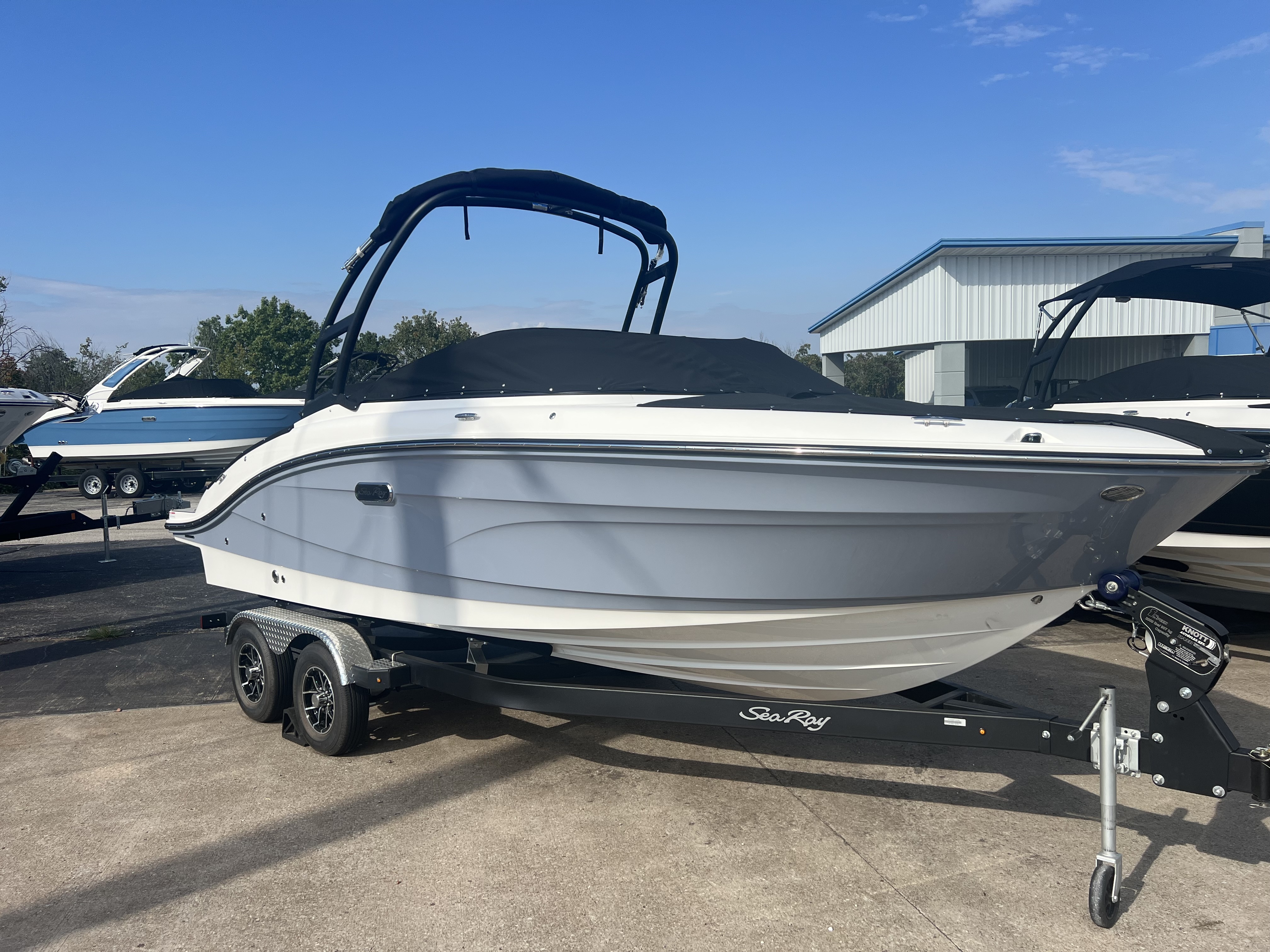 2026 Sea Ray SPX 210 Outboard in osage beach MO