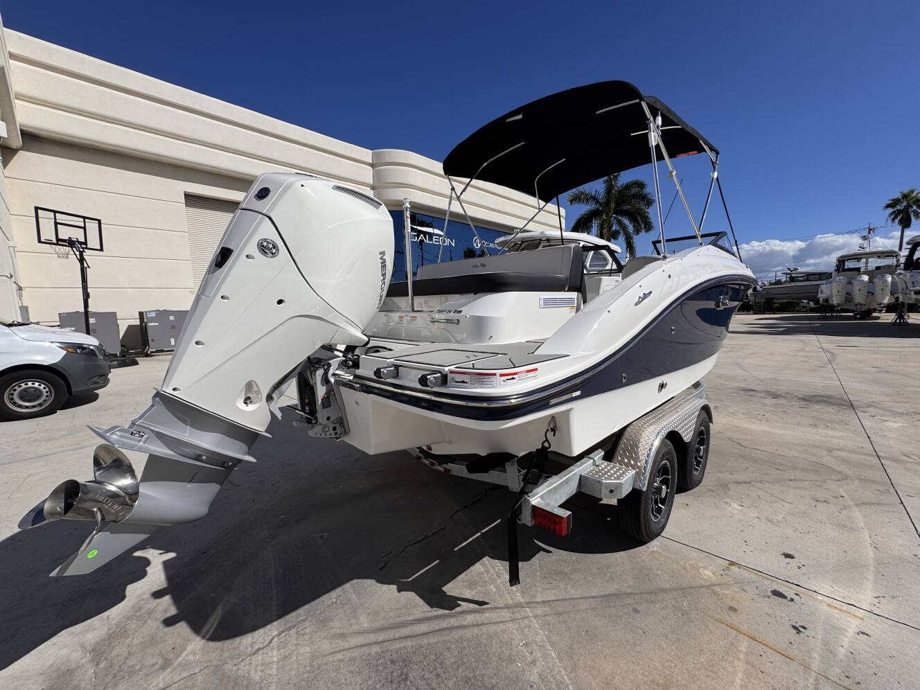 A photo of this 2026 Sea Ray SPX 210 Outboard