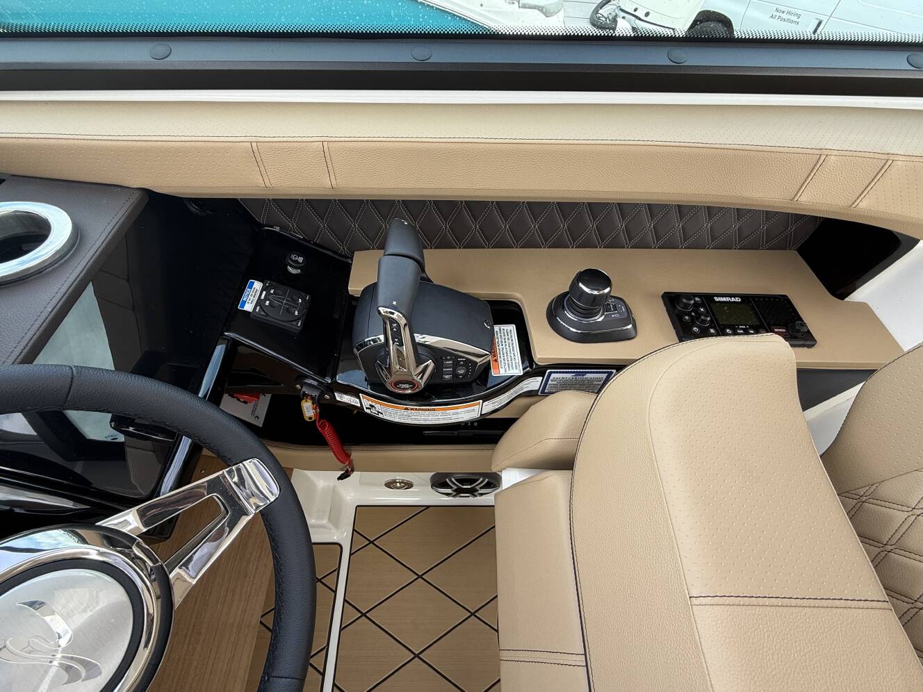 A photo of this 2026 Sea Ray SLX 400 Outboard
