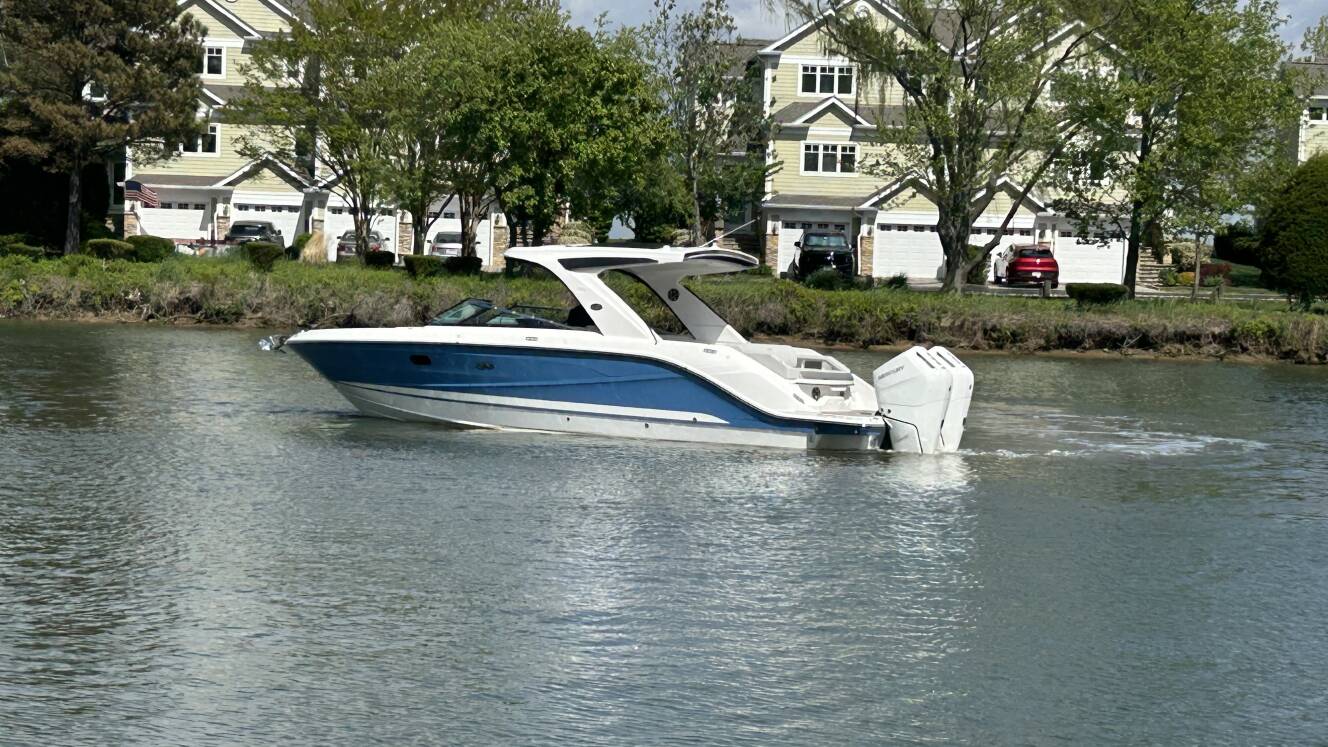 A photo of this 2026 Sea Ray SLX 310 Outboard
