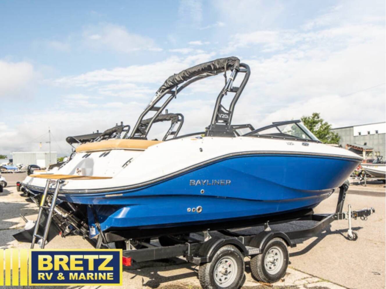 A photo of this 2025 Bayliner V 201