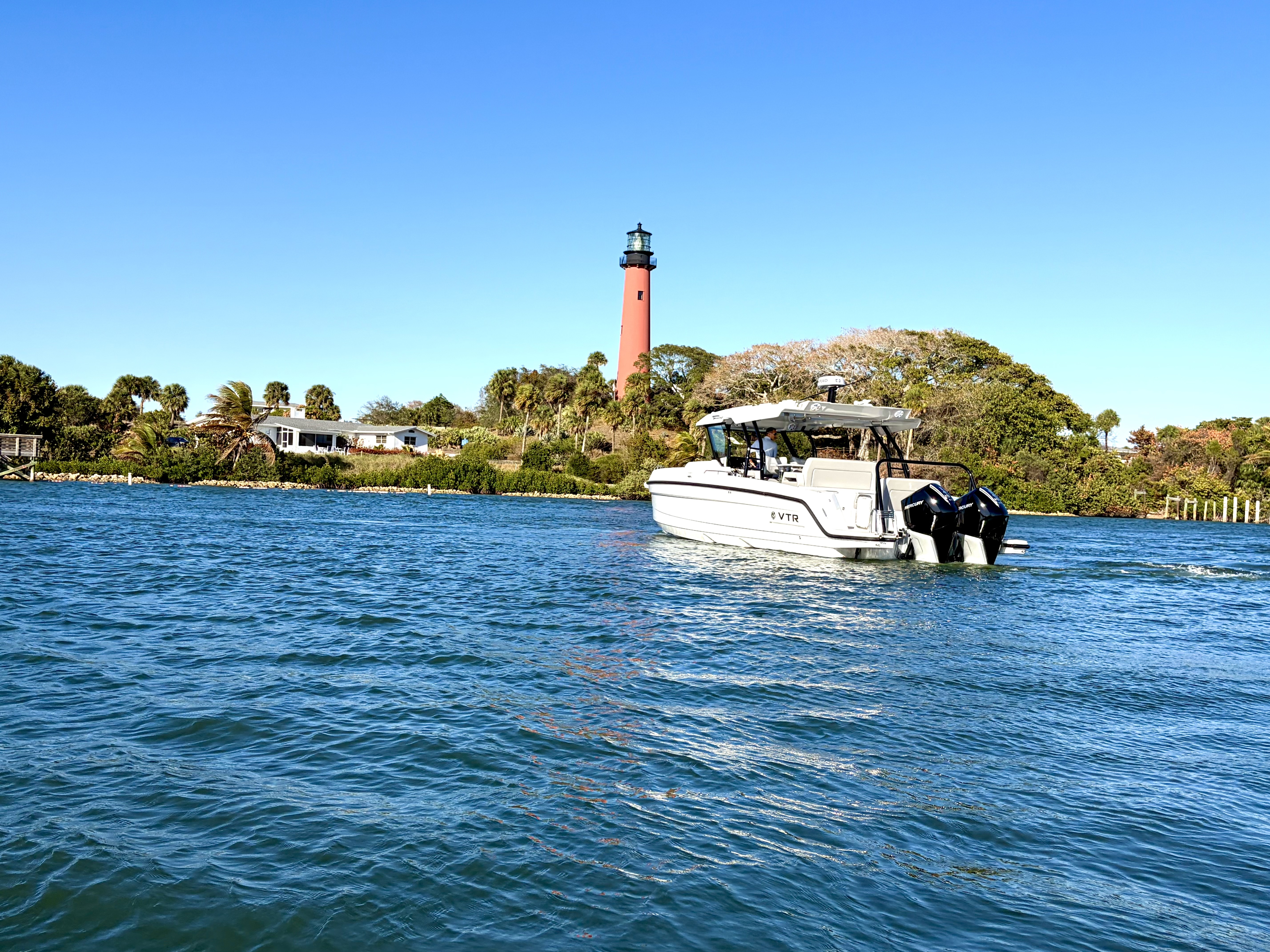 2026 Cruisers Yachts 38 VTR in jupiter FL