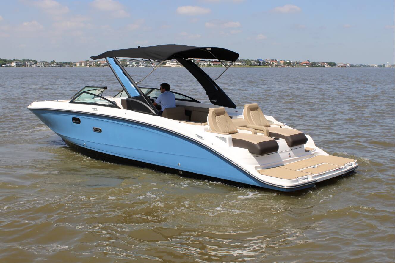 A photo of this 2026 Sea Ray SDX 290