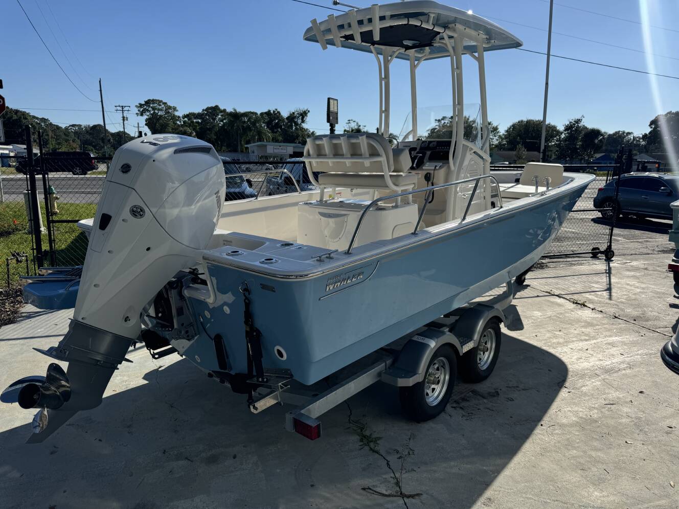 A photo of this 2026 Boston Whaler 210 Montauk