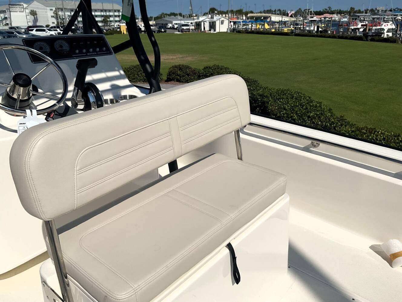 A photo of this 2026 Boston Whaler 190 Montauk