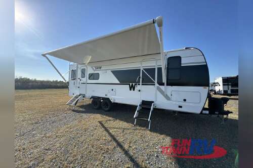 2026 Winnebago Thrive 25RLS in giddings TX
