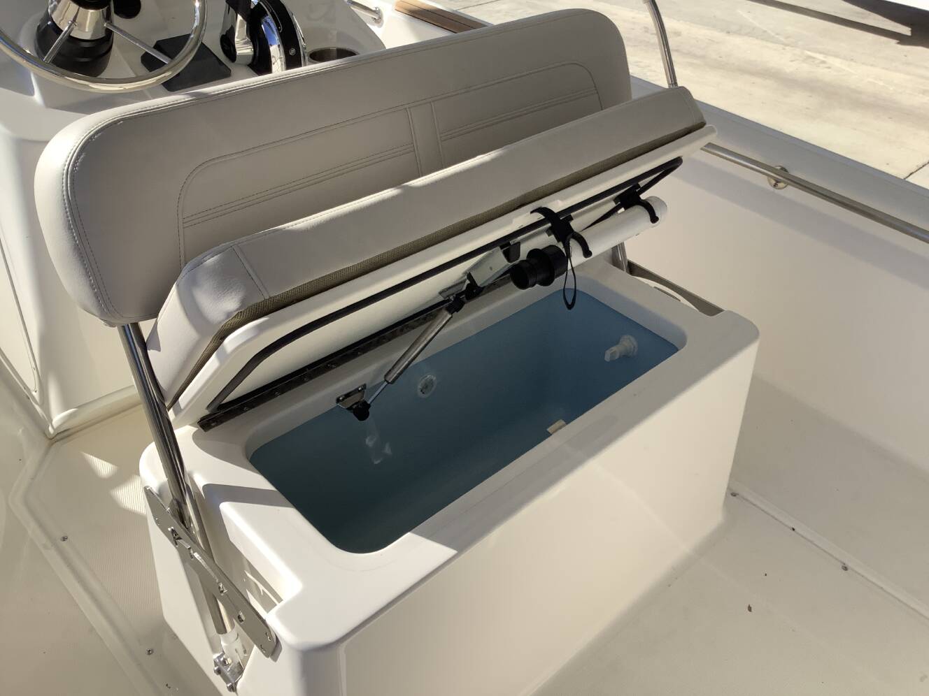 A photo of this 2026 Boston Whaler 170 Montauk