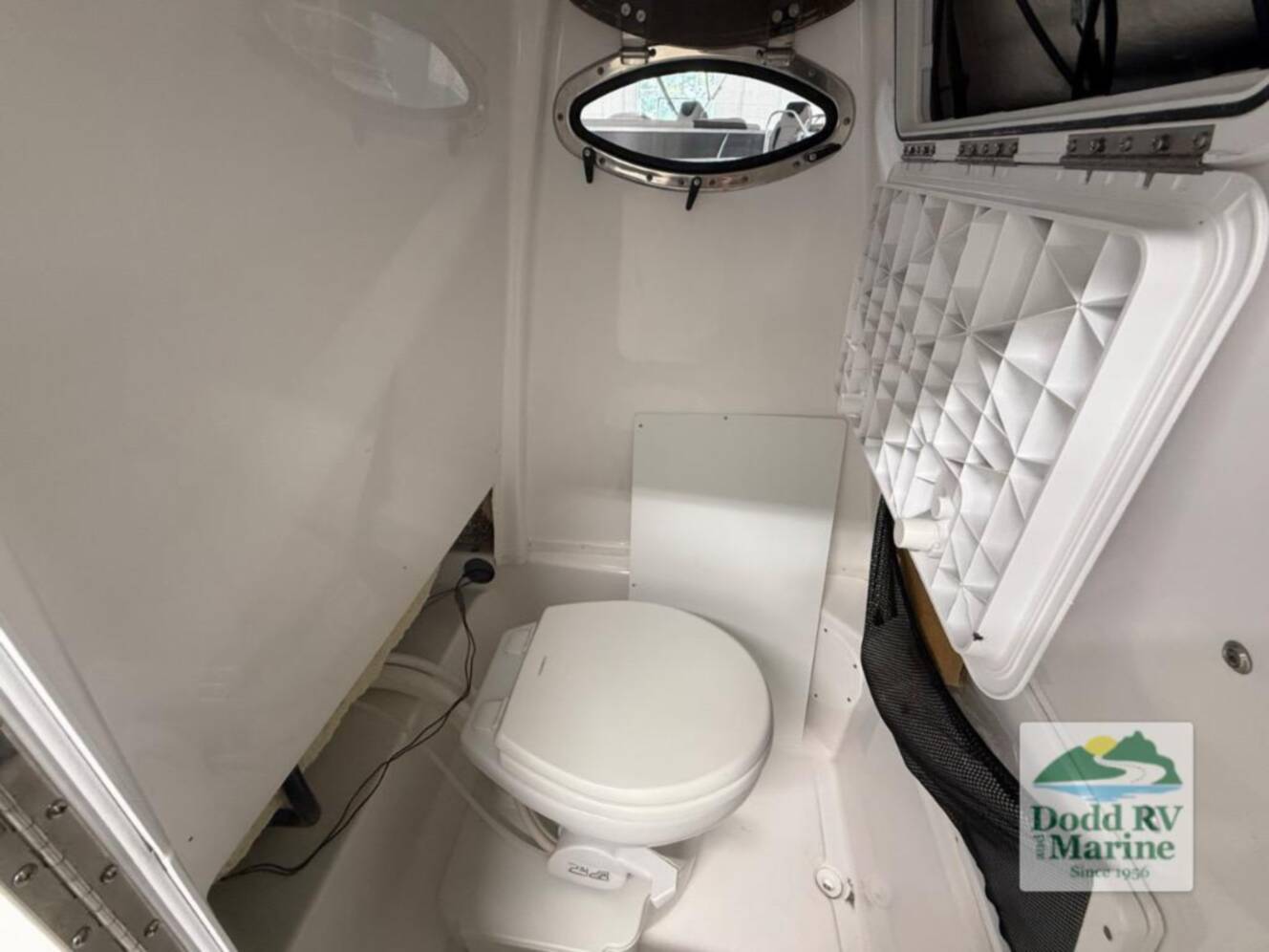 A photo of this 2025 Nautic Star Offshore 242OS