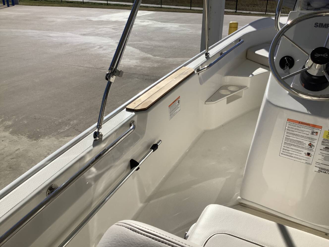A photo of this 2026 Boston Whaler 170 Montauk