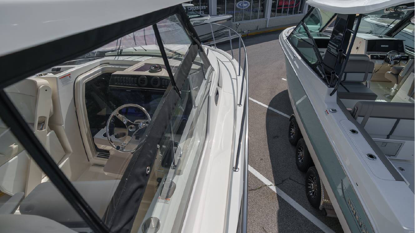 A photo of this 2026 Boston Whaler 325 Conquest