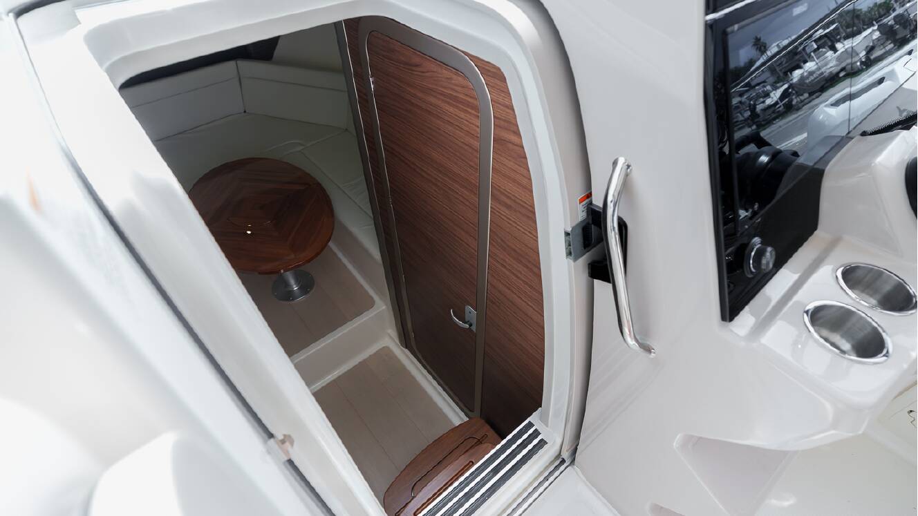 A photo of this 2026 Boston Whaler 325 Conquest