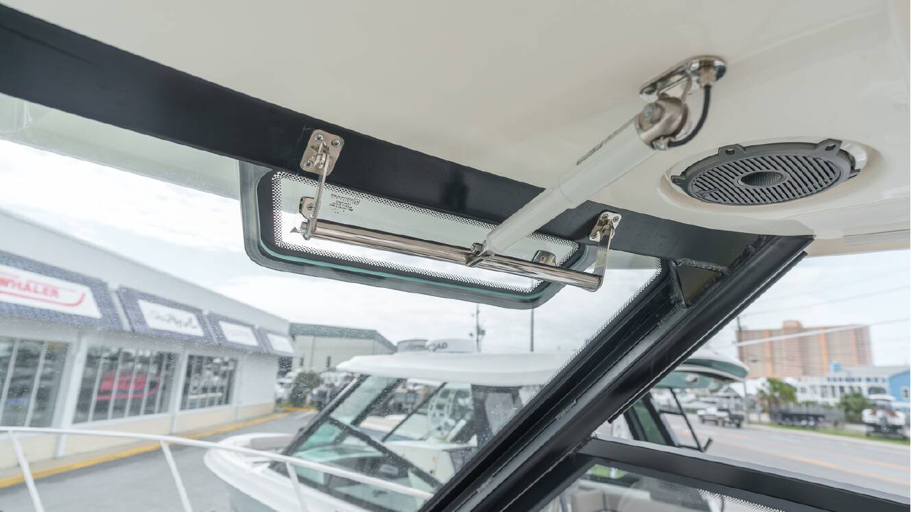 A photo of this 2026 Boston Whaler 325 Conquest