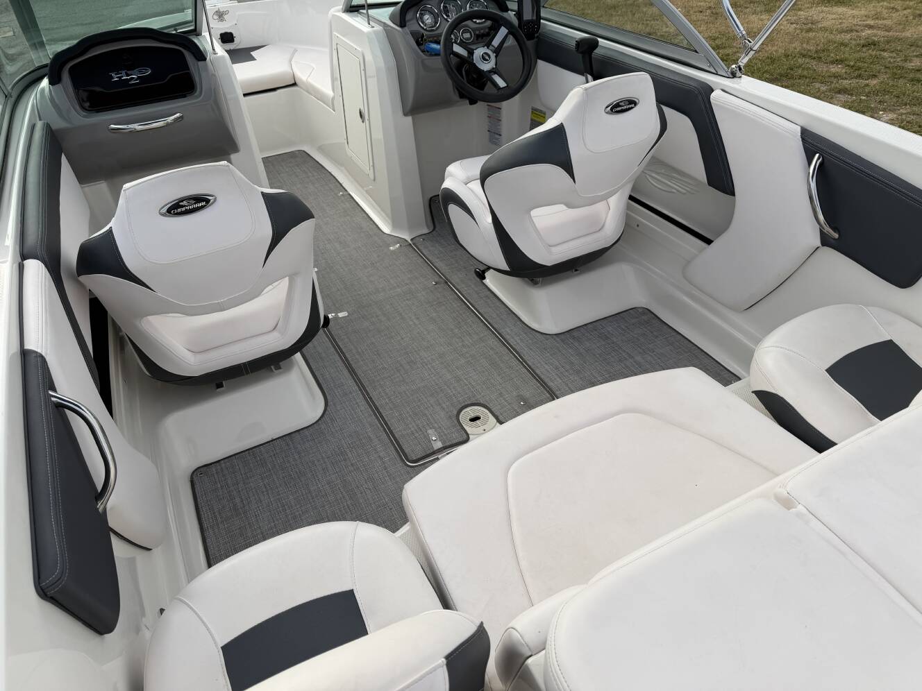 A photo of this 2019 Chaparral 19 FISH AND SKI