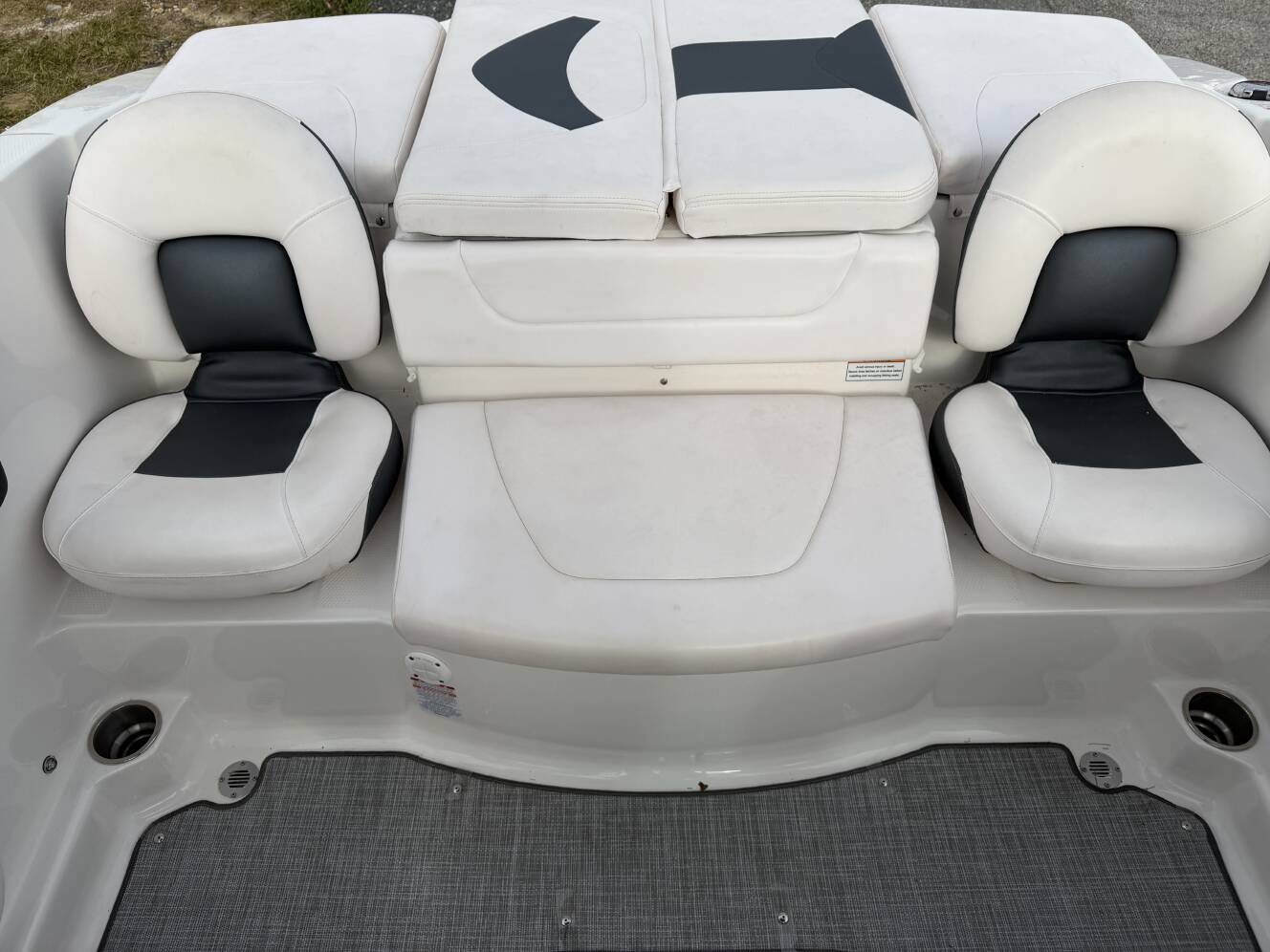 A photo of this 2019 Chaparral 19 FISH AND SKI