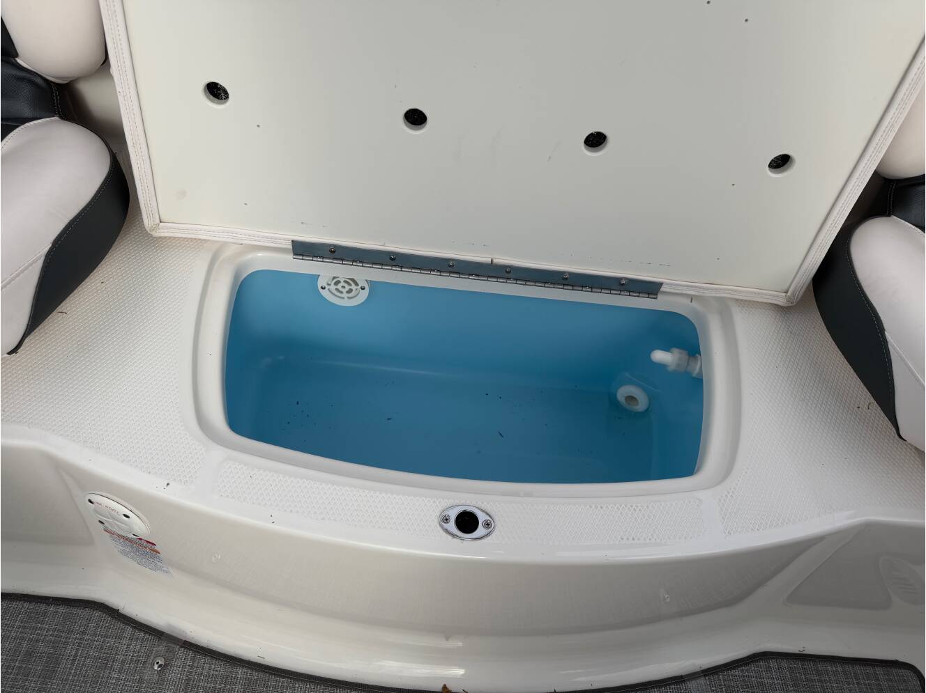 A photo of this 2019 Chaparral 19 FISH AND SKI