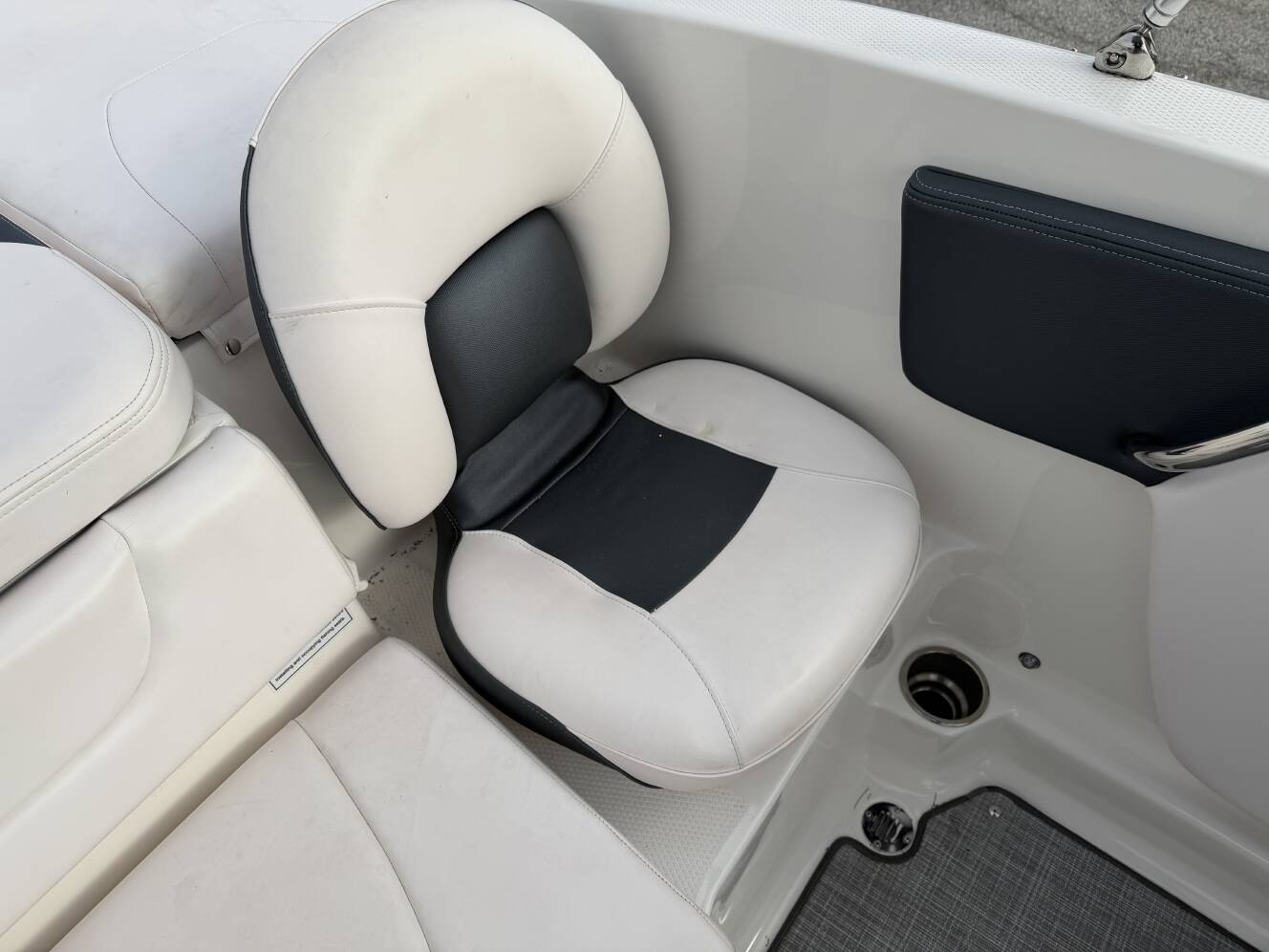 A photo of this 2019 Chaparral 19 FISH AND SKI