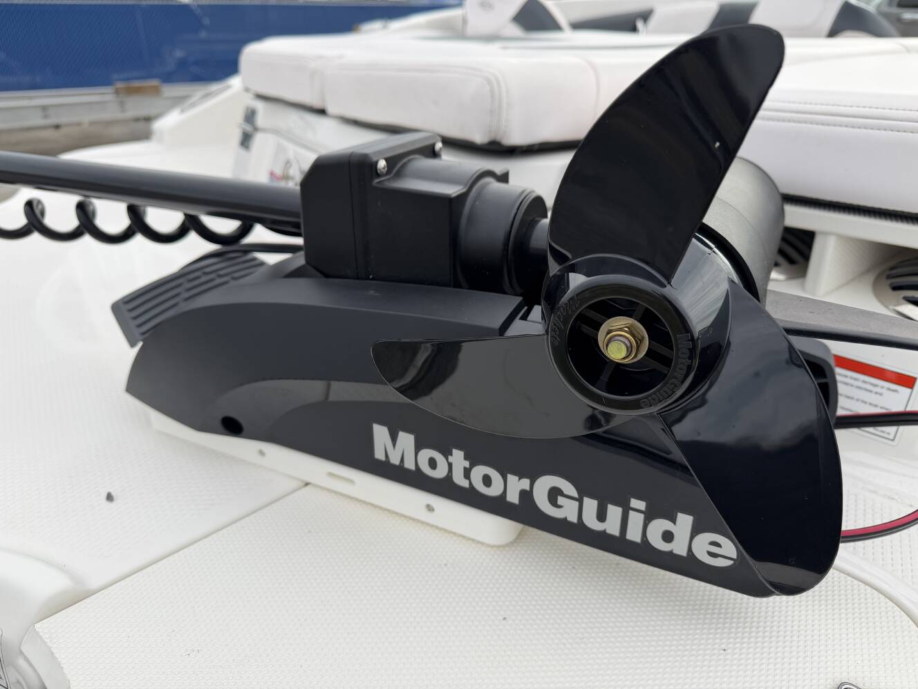 A photo of this 2019 Chaparral 19 FISH AND SKI