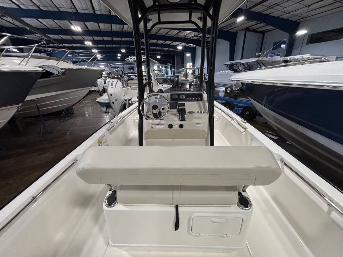 A photo of this 2026 Boston Whaler 210 Montauk