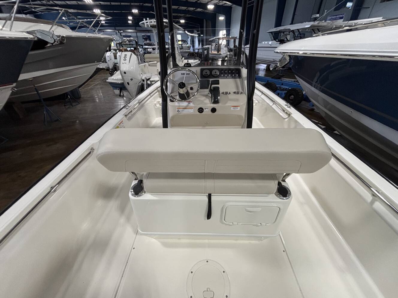 A photo of this 2026 Boston Whaler 210 Montauk