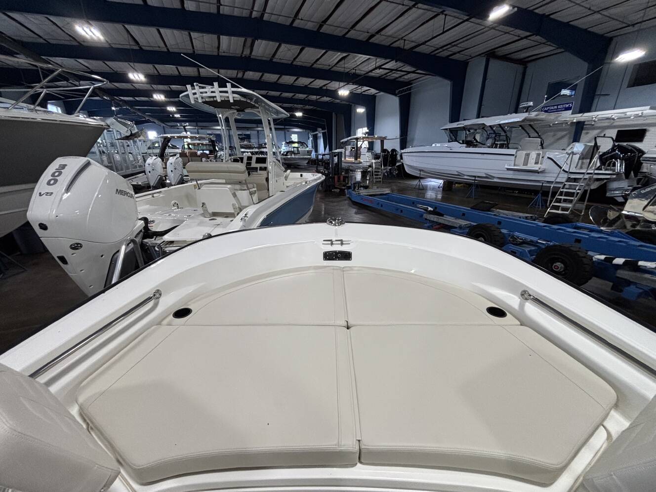 A photo of this 2026 Boston Whaler 210 Montauk