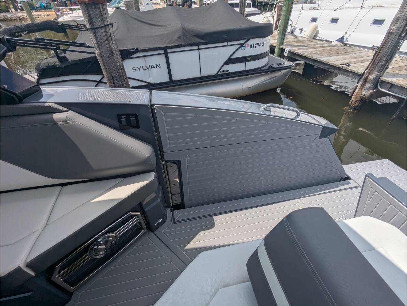 A photo of this 2024 Cruisers Yachts 38 GLS-OB