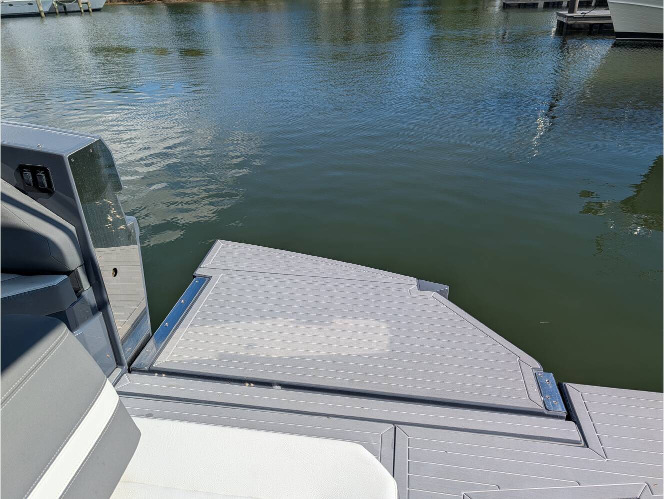 A photo of this 2024 Cruisers Yachts 38 GLS-OB