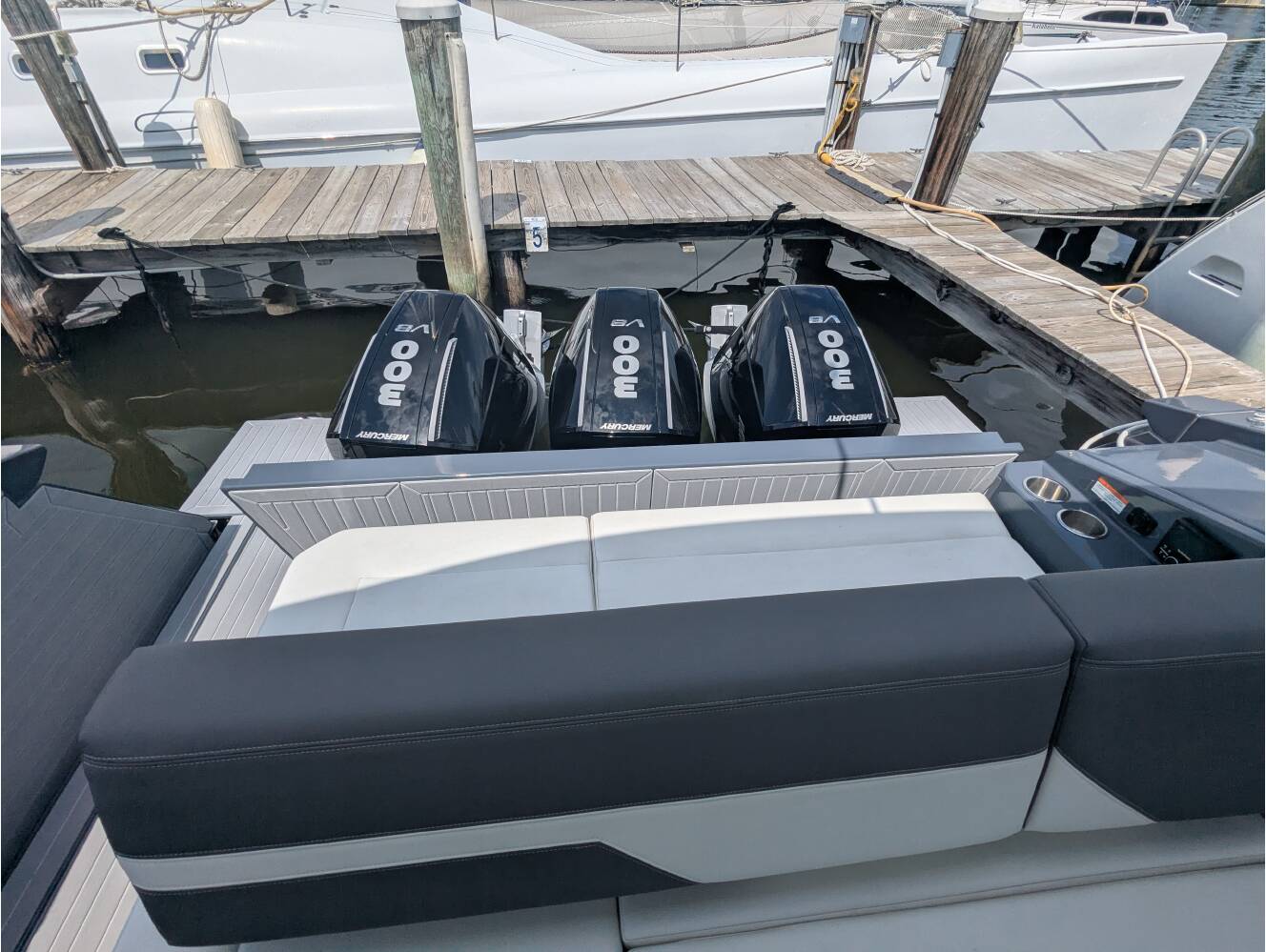 A photo of this 2024 Cruisers Yachts 38 GLS-OB