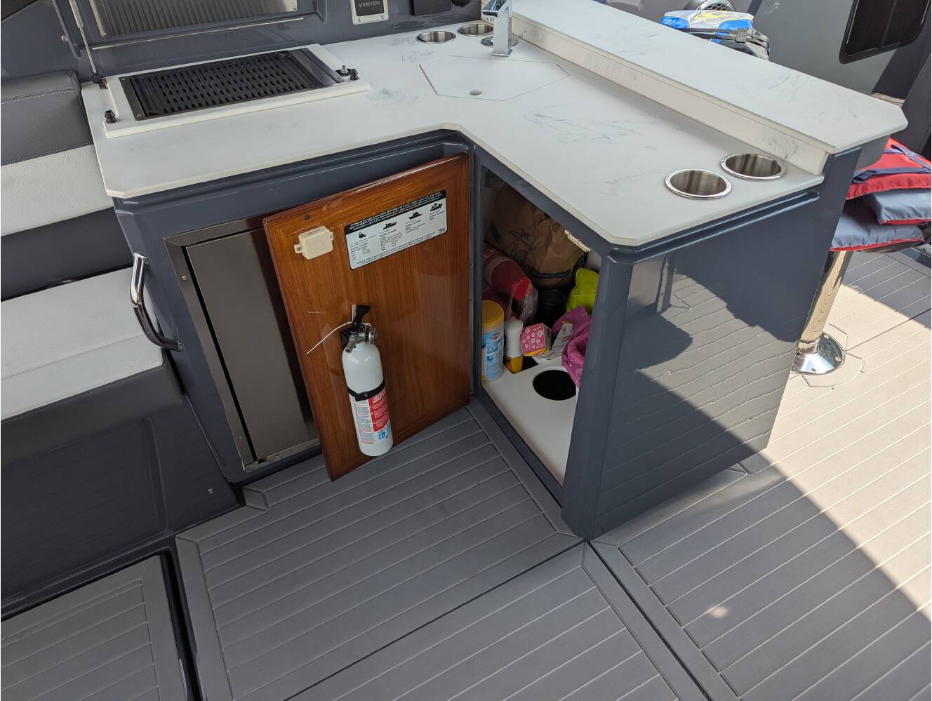 A photo of this 2024 Cruisers Yachts 38 GLS-OB