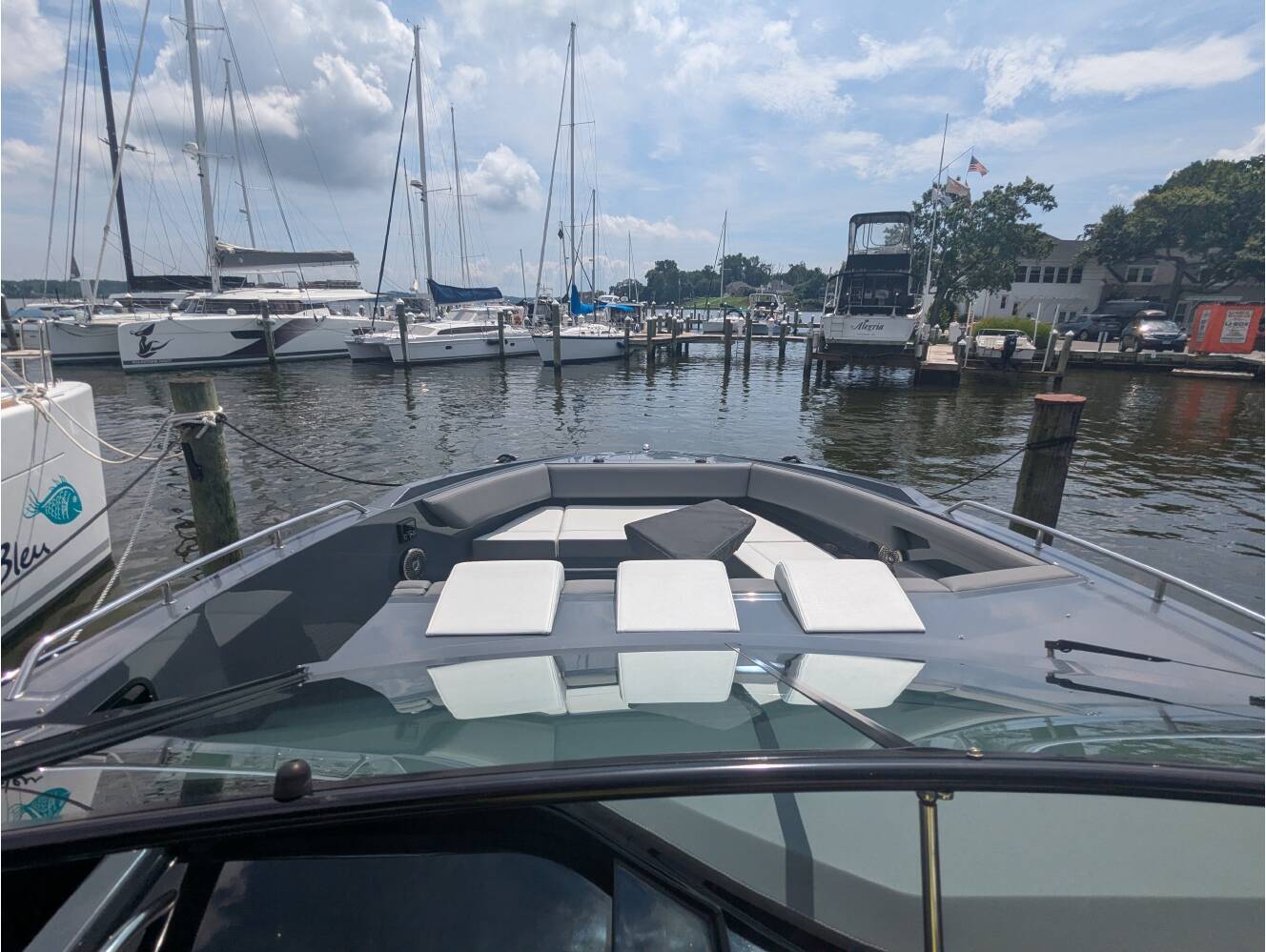 A photo of this 2024 Cruisers Yachts 38 GLS-OB
