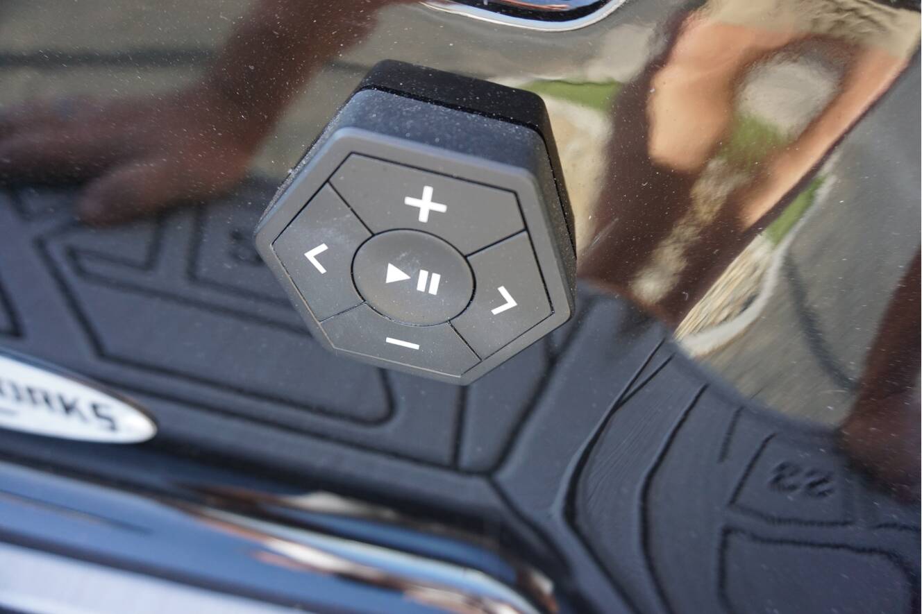 A photo of this 2025 Mastercraft XT23