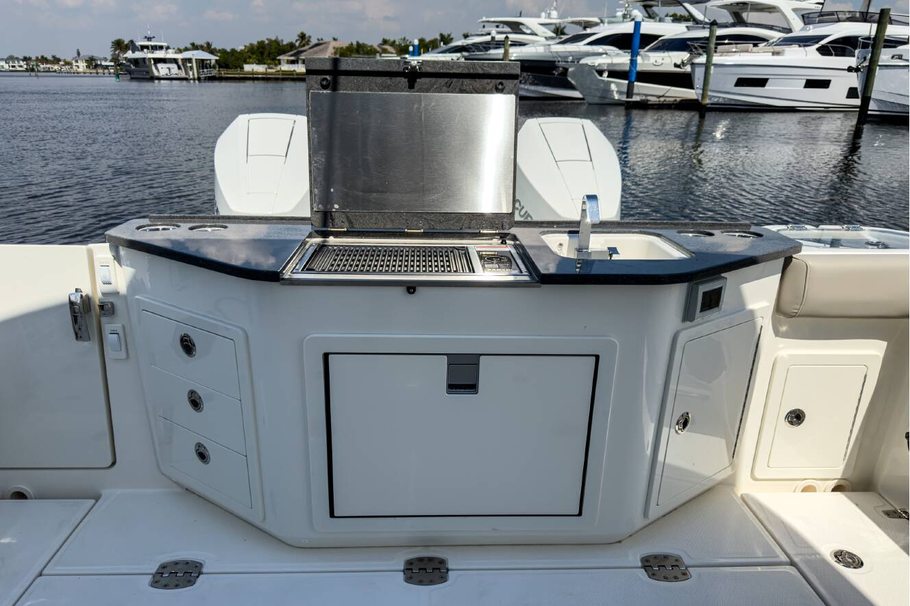 A photo of this 2026 Boston Whaler 365 Conquest