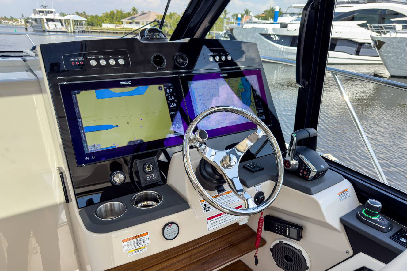 A photo of this 2026 Boston Whaler 365 Conquest