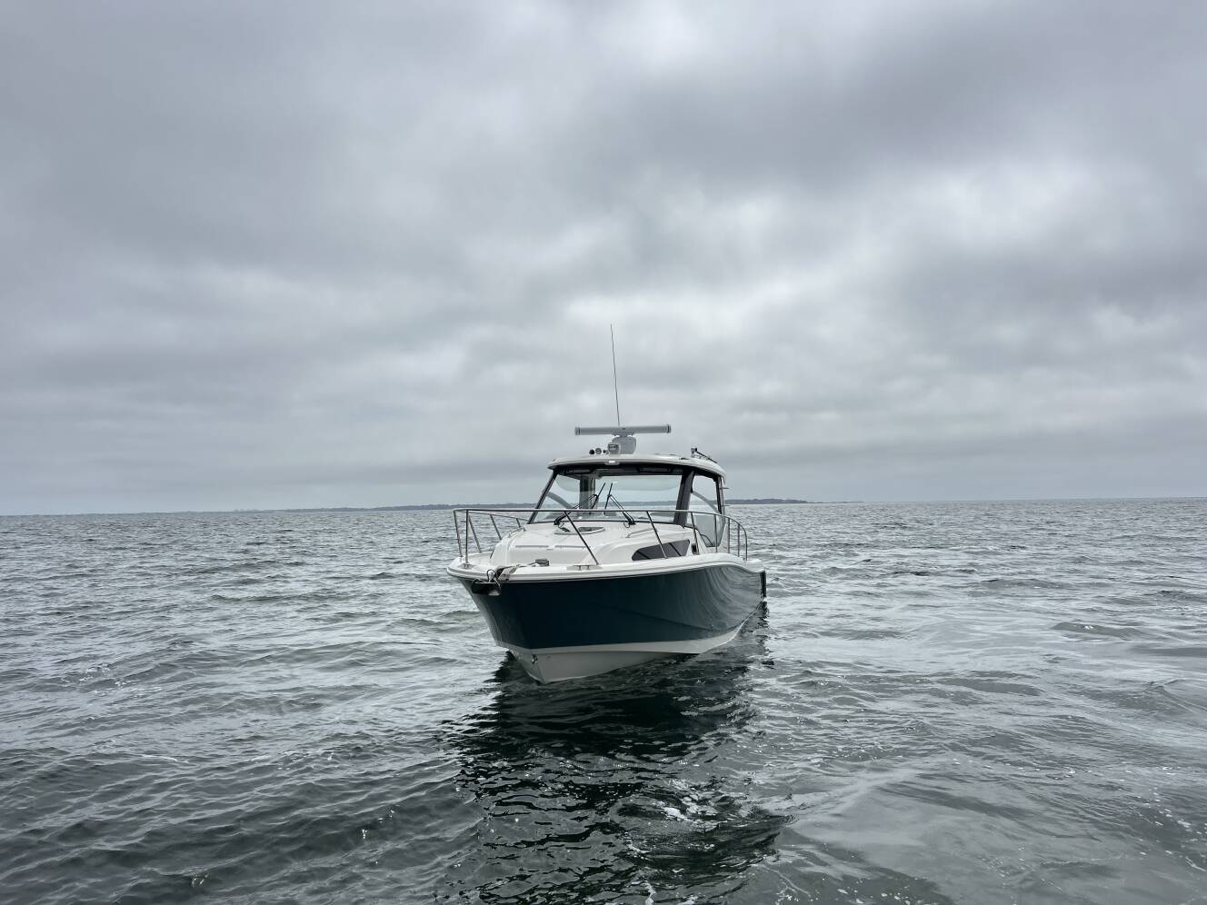 A photo of this 2026 Boston Whaler 325 Conquest