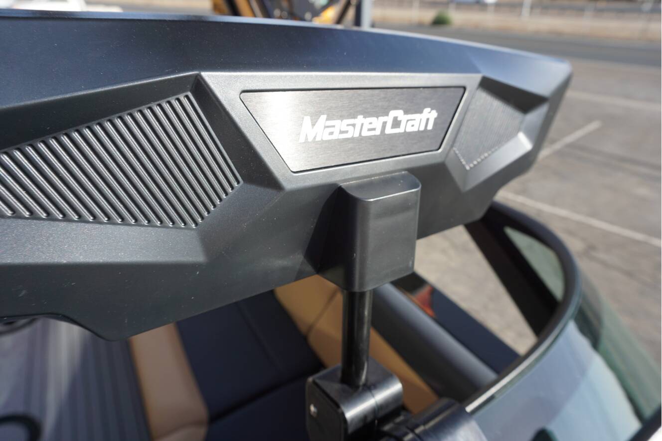 A photo of this 2025 Mastercraft XT23