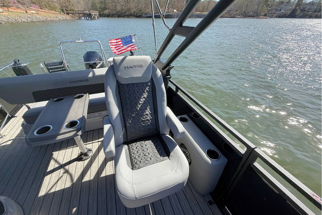A photo of this 2026 Harris Solstice 250