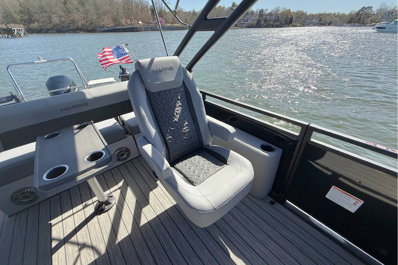 A photo of this 2026 Harris Solstice 250
