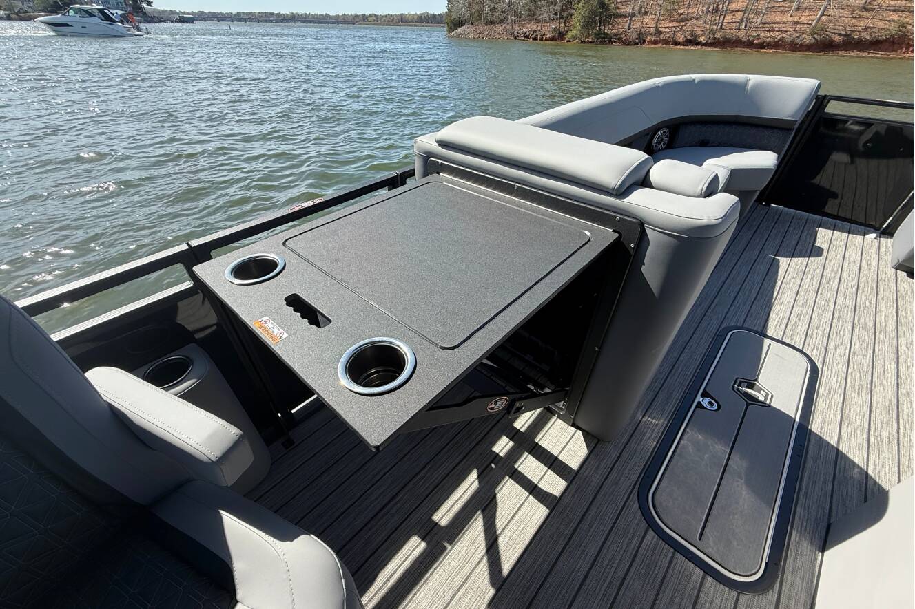 A photo of this 2026 Harris Solstice 250
