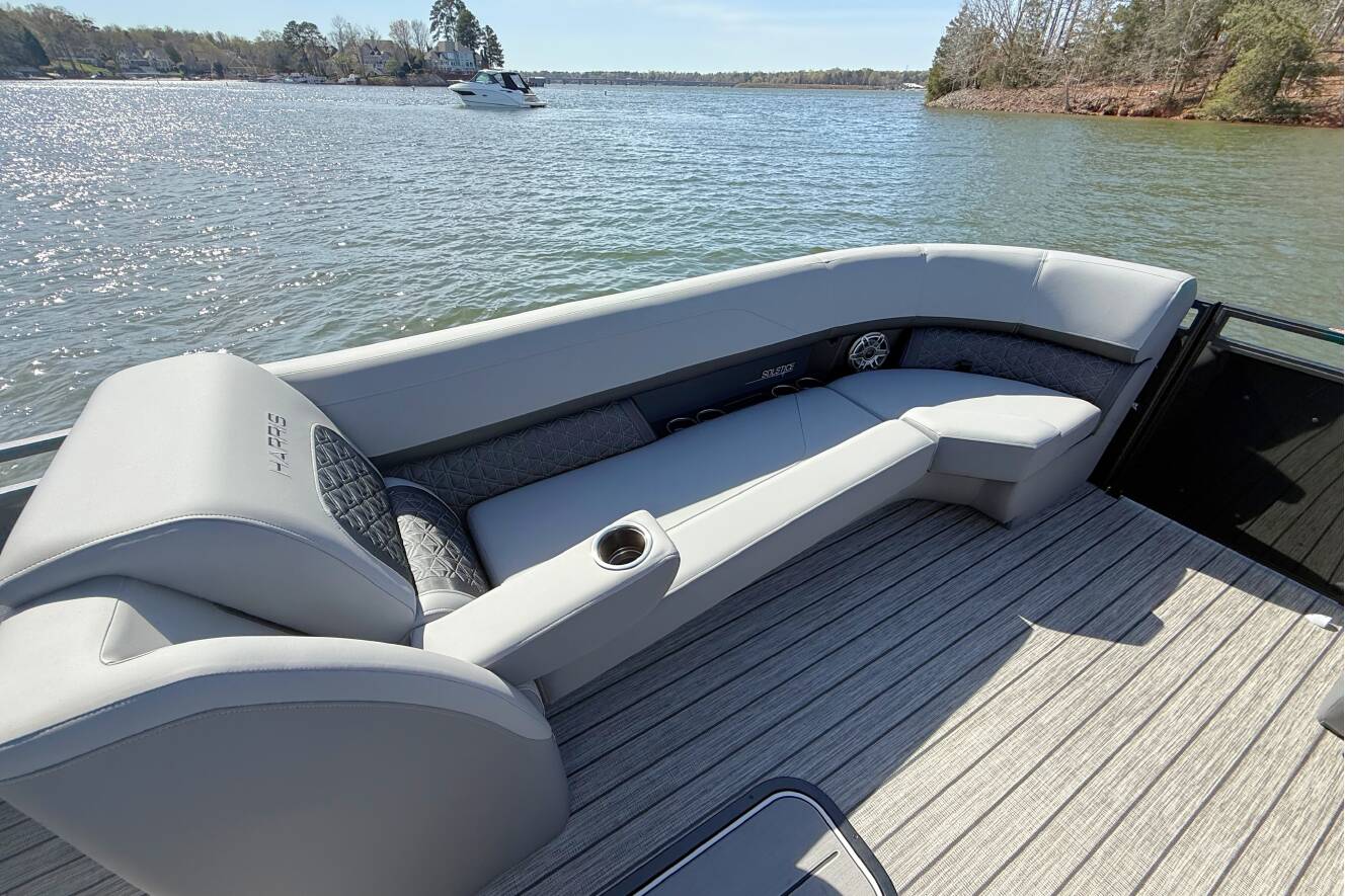 A photo of this 2026 Harris Solstice 250