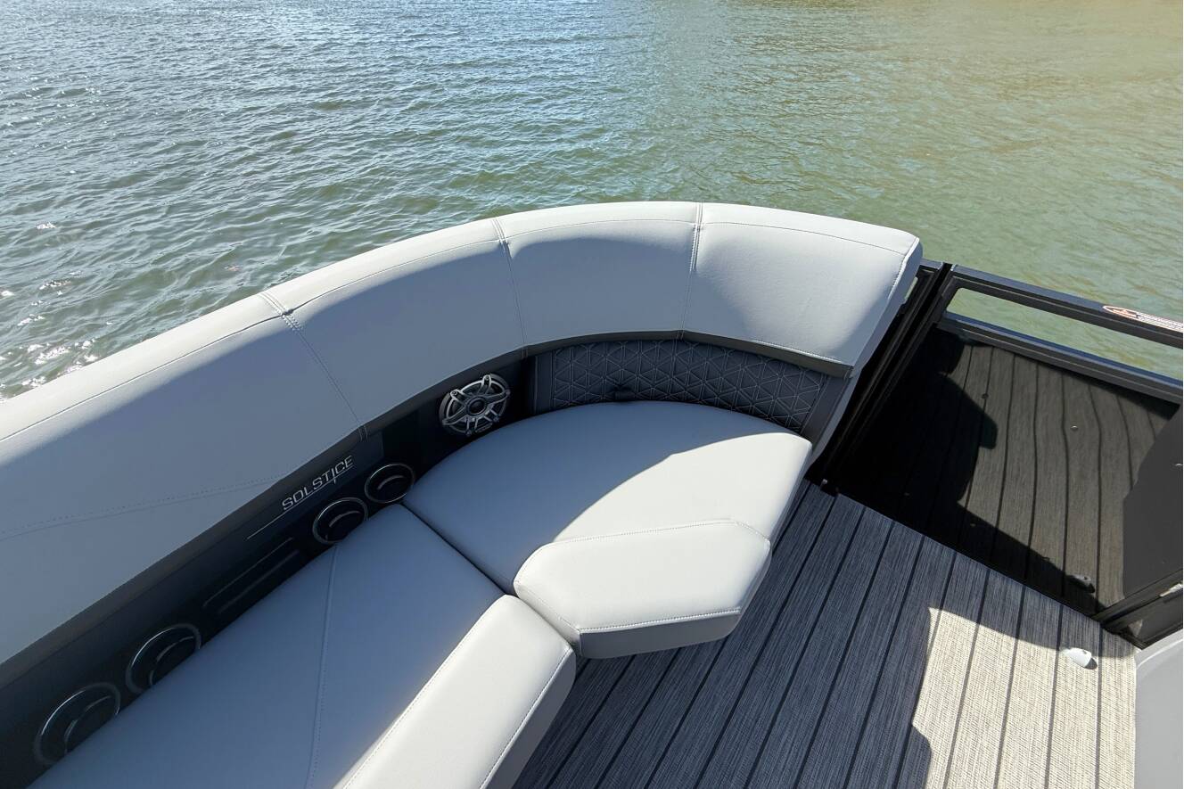 A photo of this 2026 Harris Solstice 250