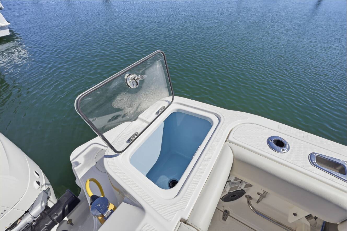 A photo of this 2026 Boston Whaler 325 Conquest