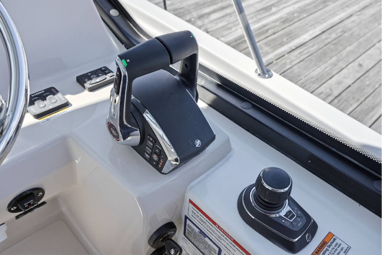 A photo of this 2026 Boston Whaler 325 Conquest