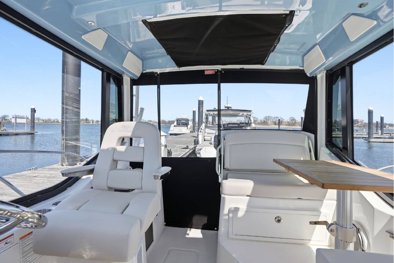 A photo of this 2026 Boston Whaler 325 Conquest