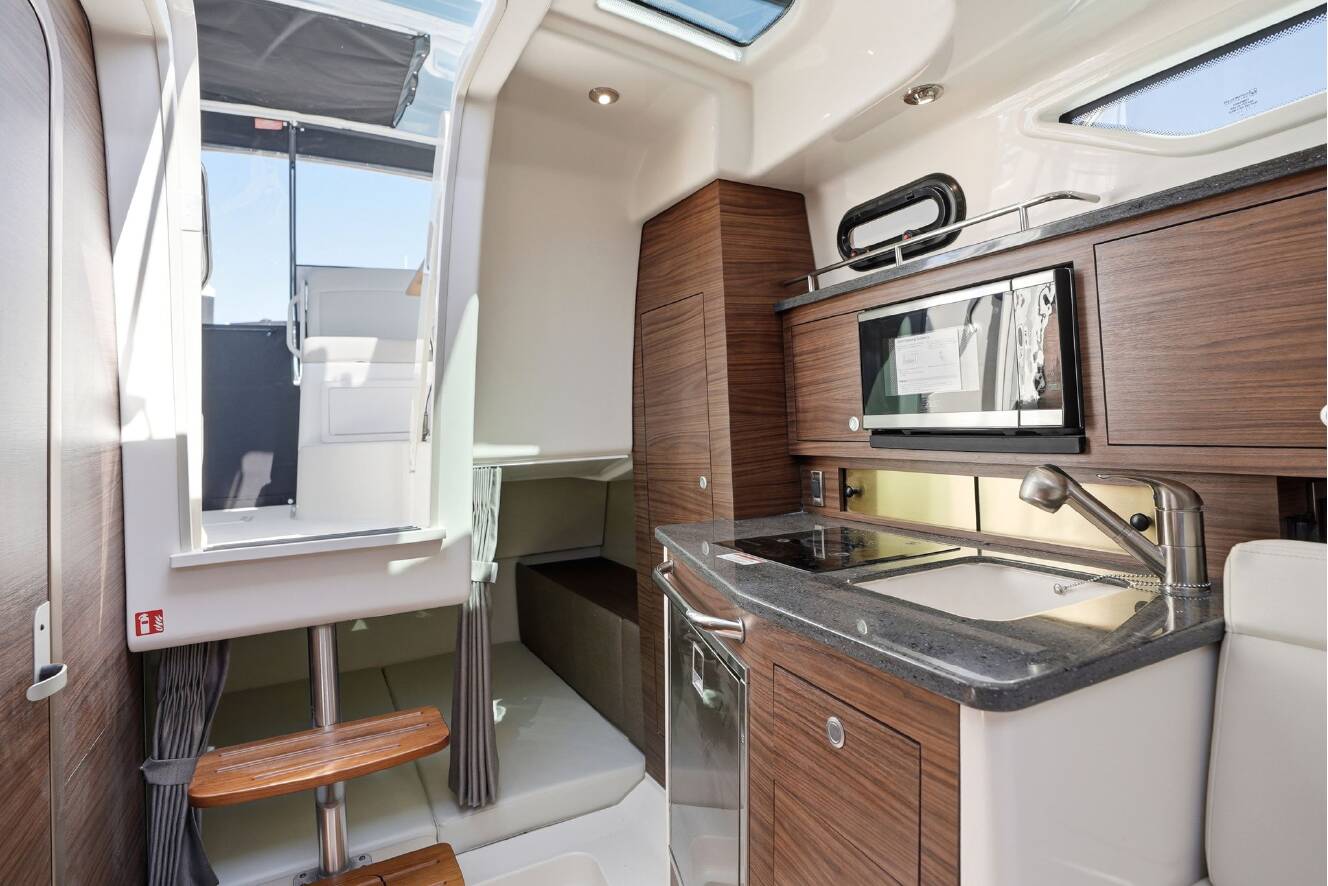 A photo of this 2026 Boston Whaler 325 Conquest