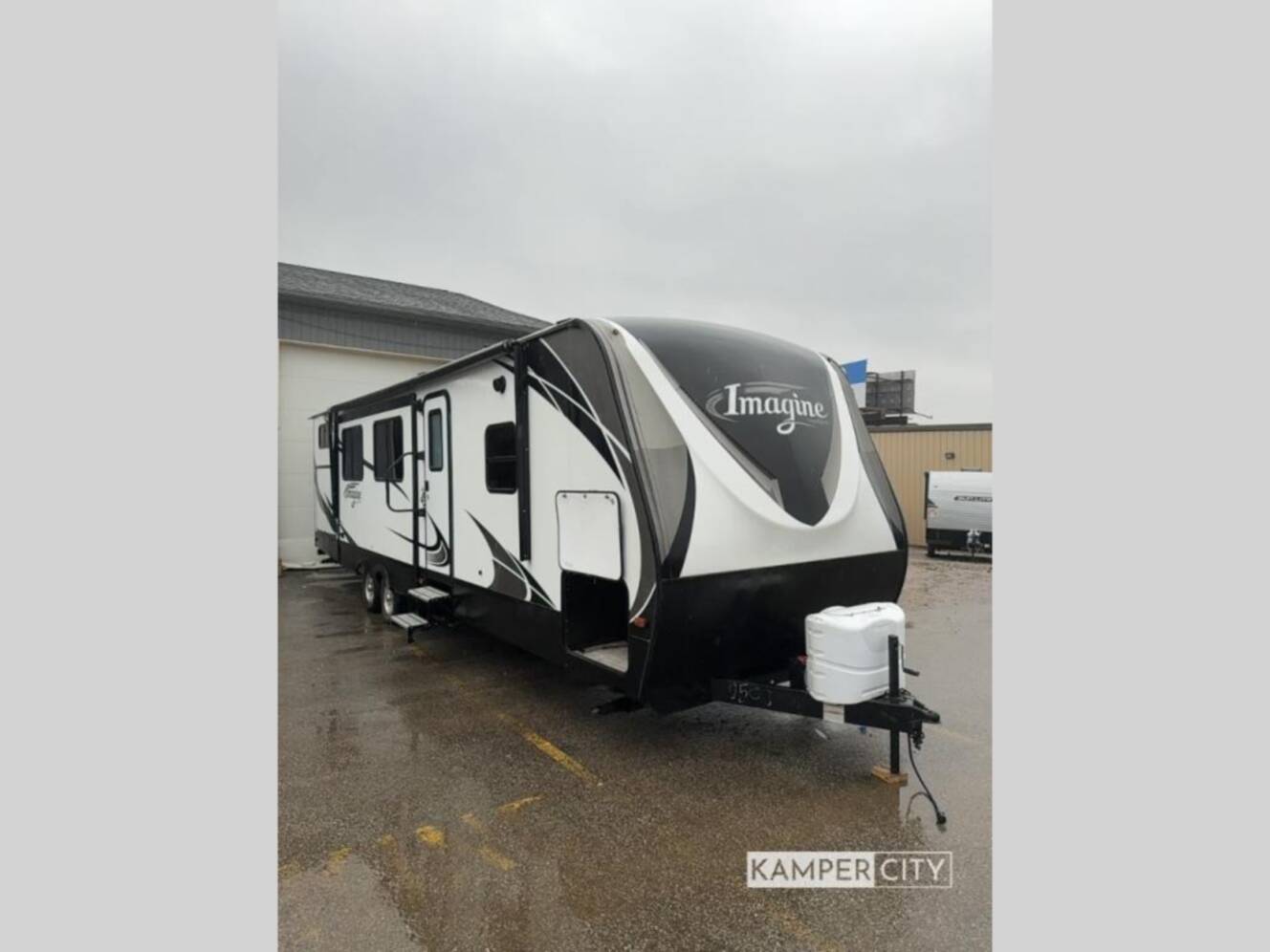 A photo of this 2017 Grand Design Imagine 3150BH